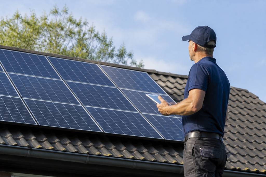 Photovoltaique assurance : quelles garanties choisir pour protéger son installation solaire ?